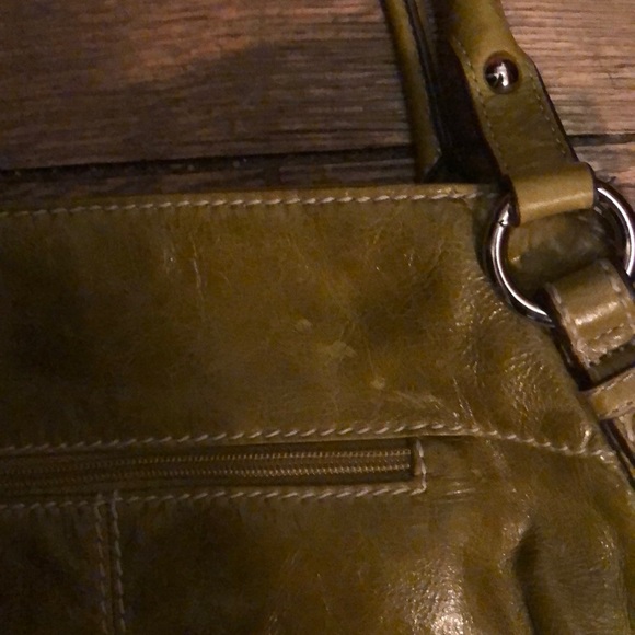 100% Leather Tignanello Bag -Deep Chartreuse Green - Picture 7 of 7